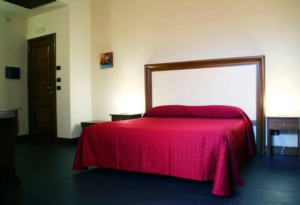 Apartamento I Cento Campanili Acireale Exterior foto